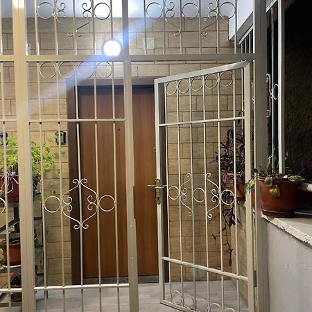 Warm Apartment In The Center Of Tirana City Luaran gambar