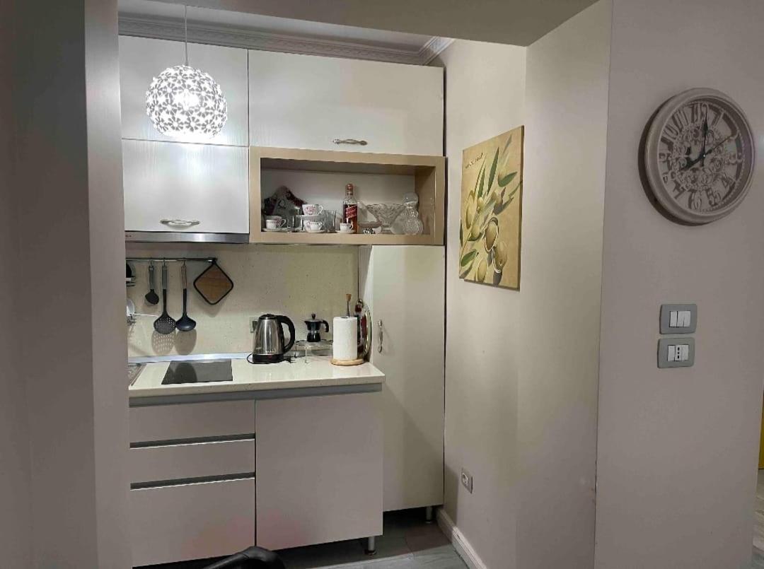 Warm Apartment In The Center Of Tirana City Luaran gambar