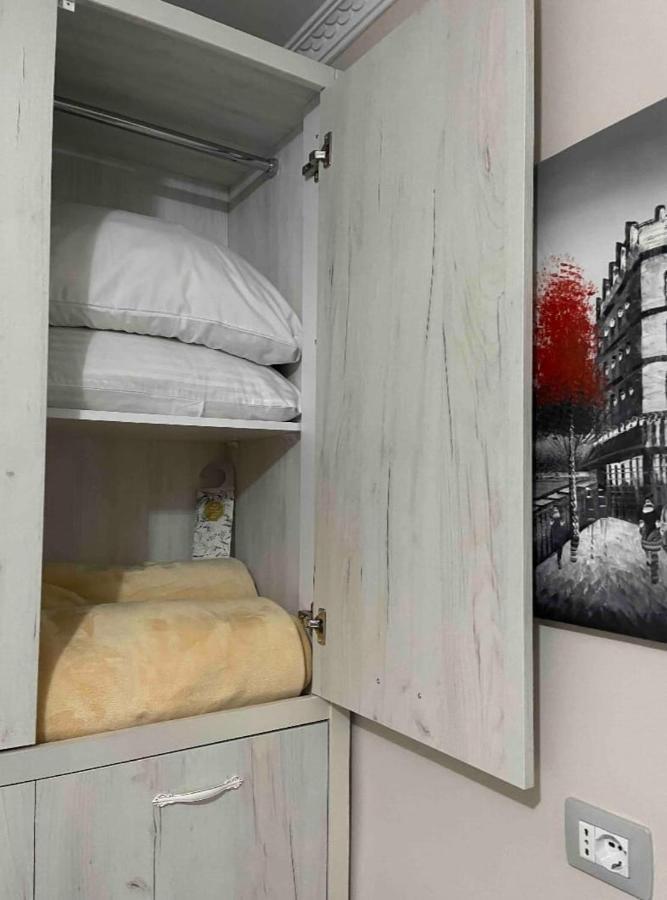 Warm Apartment In The Center Of Tirana City Luaran gambar