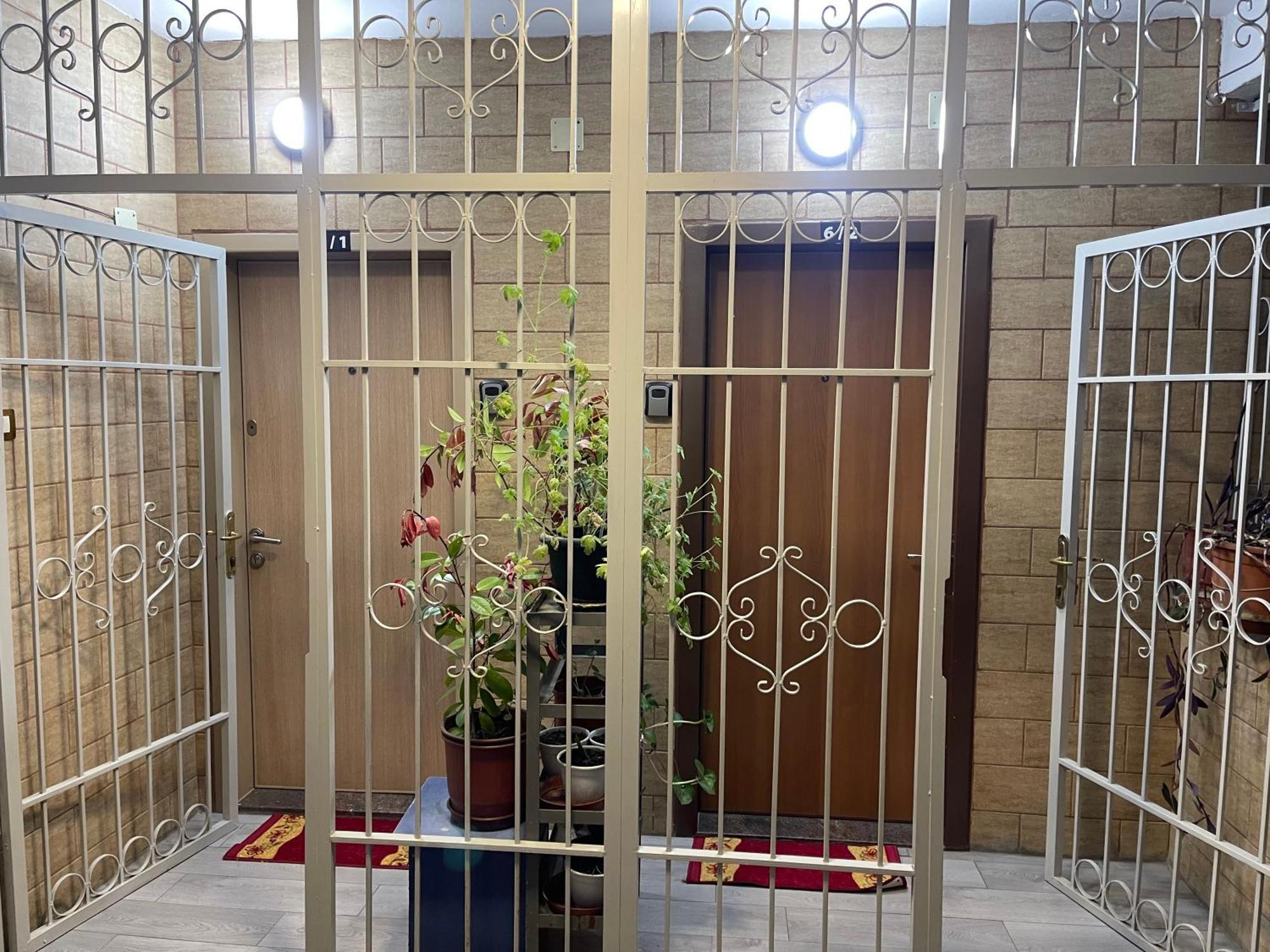 Warm Apartment In The Center Of Tirana City Luaran gambar